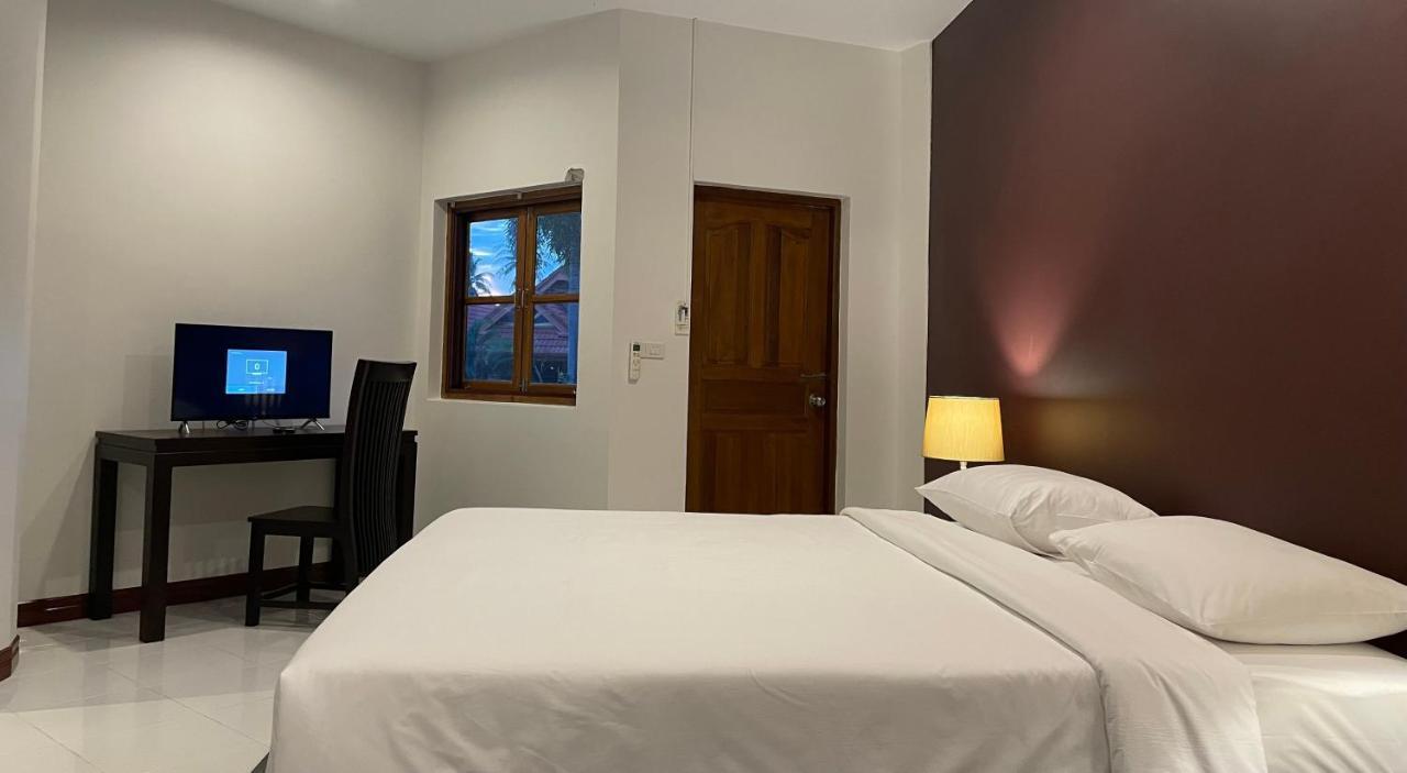 The Pace Phuket Boutique Resort Rawai Buitenkant foto