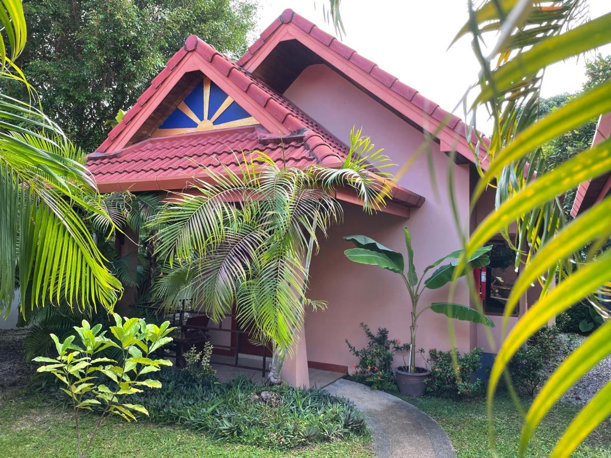 The Pace Phuket Boutique Resort Rawai Buitenkant foto
