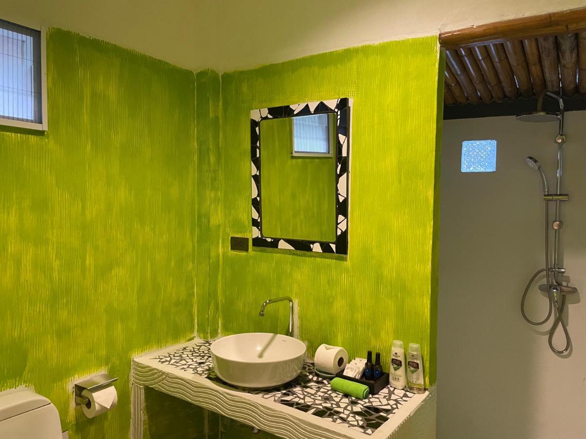 The Pace Phuket Boutique Resort Rawai Buitenkant foto