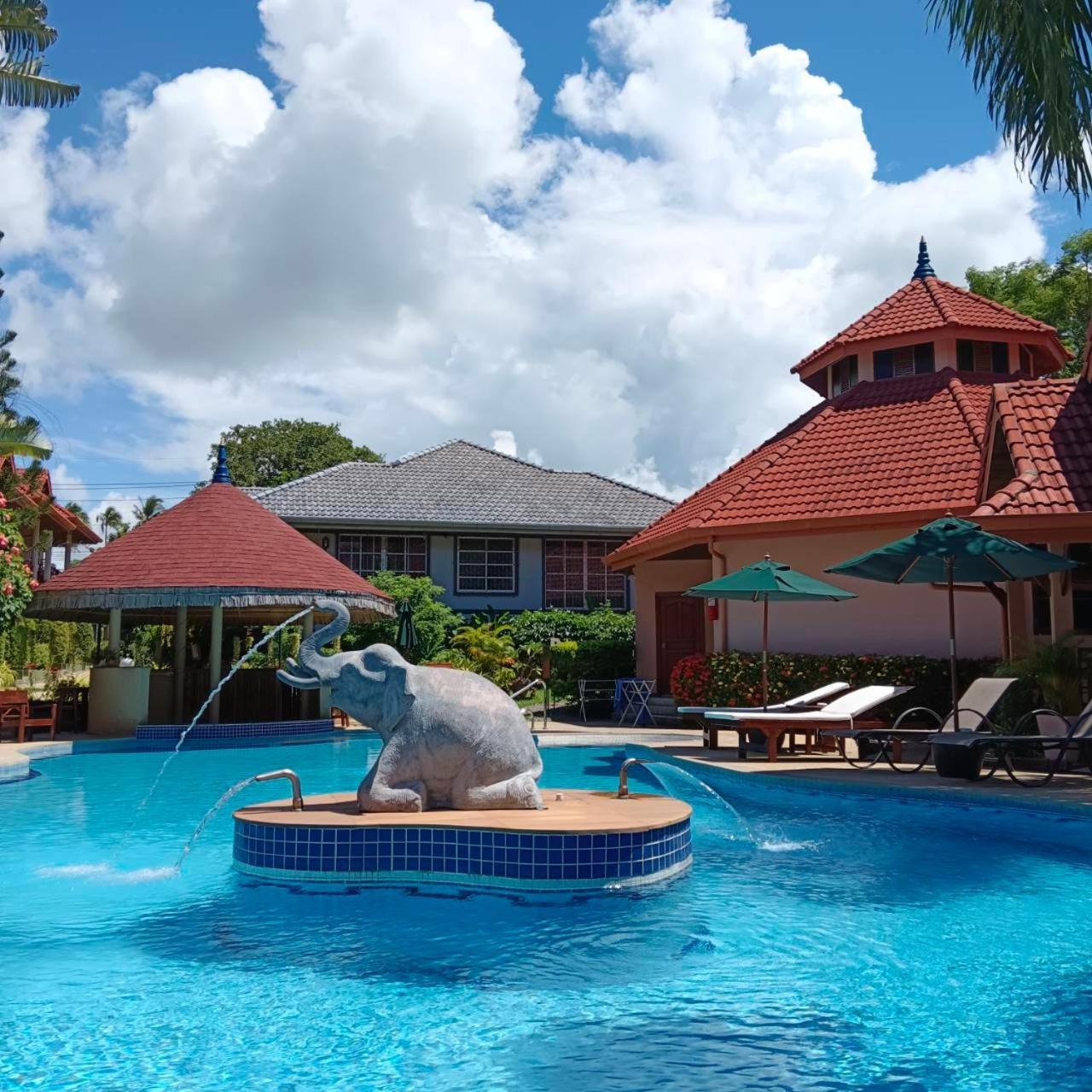 The Pace Phuket Boutique Resort Rawai Buitenkant foto